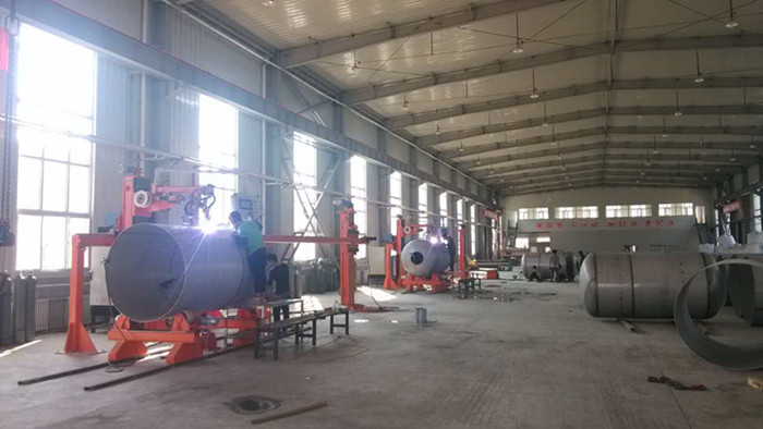 Stainless steel tank fit-up plasma welding center